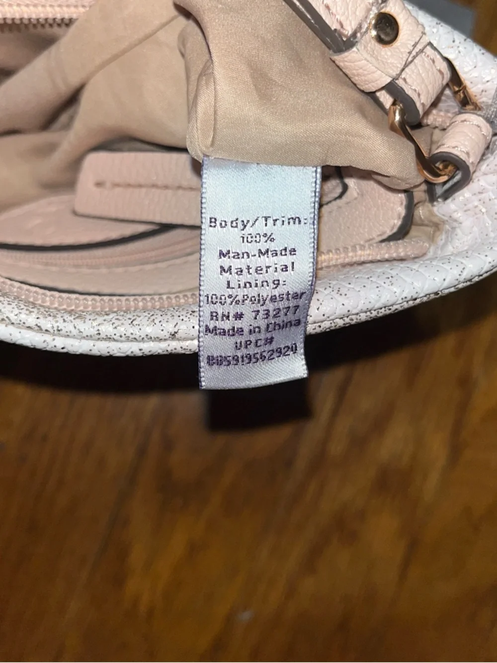NWT Jennifer Lopez Petal Metallic Kylie Wristlet Clutch